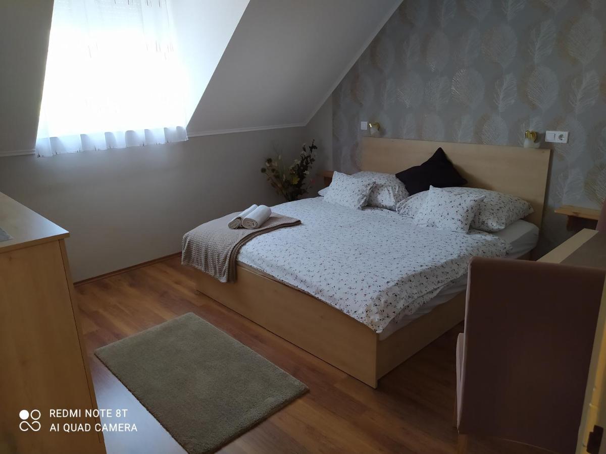 Forras-G Vendeghaz Lägenhet Bük Exteriör bild